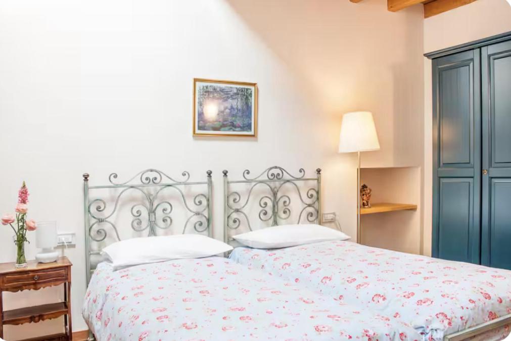 Alla Torre Del Barbarossa B&B Foresteria Мандельо дел Ларио Екстериор снимка
